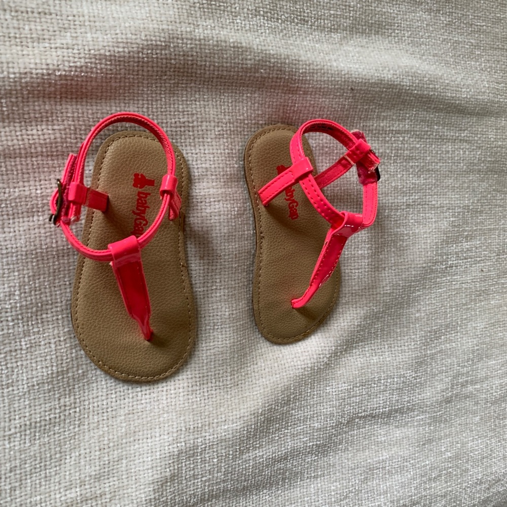 Baby gap sandals